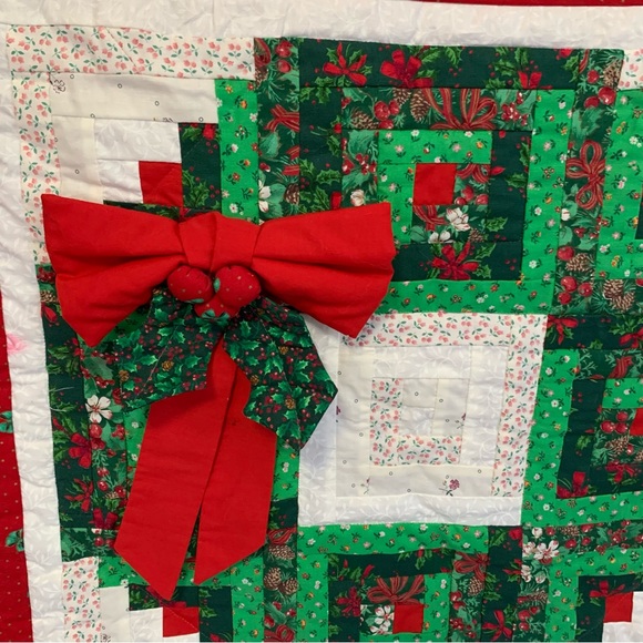 Quilted Wreath Wall Hanging - Picture 2 of 4